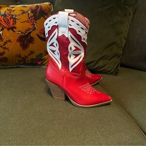 Red and white Western-Style Women's Boots